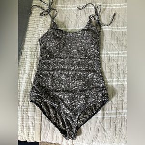Albion Fit The Charleston One Piece Swim Small $75